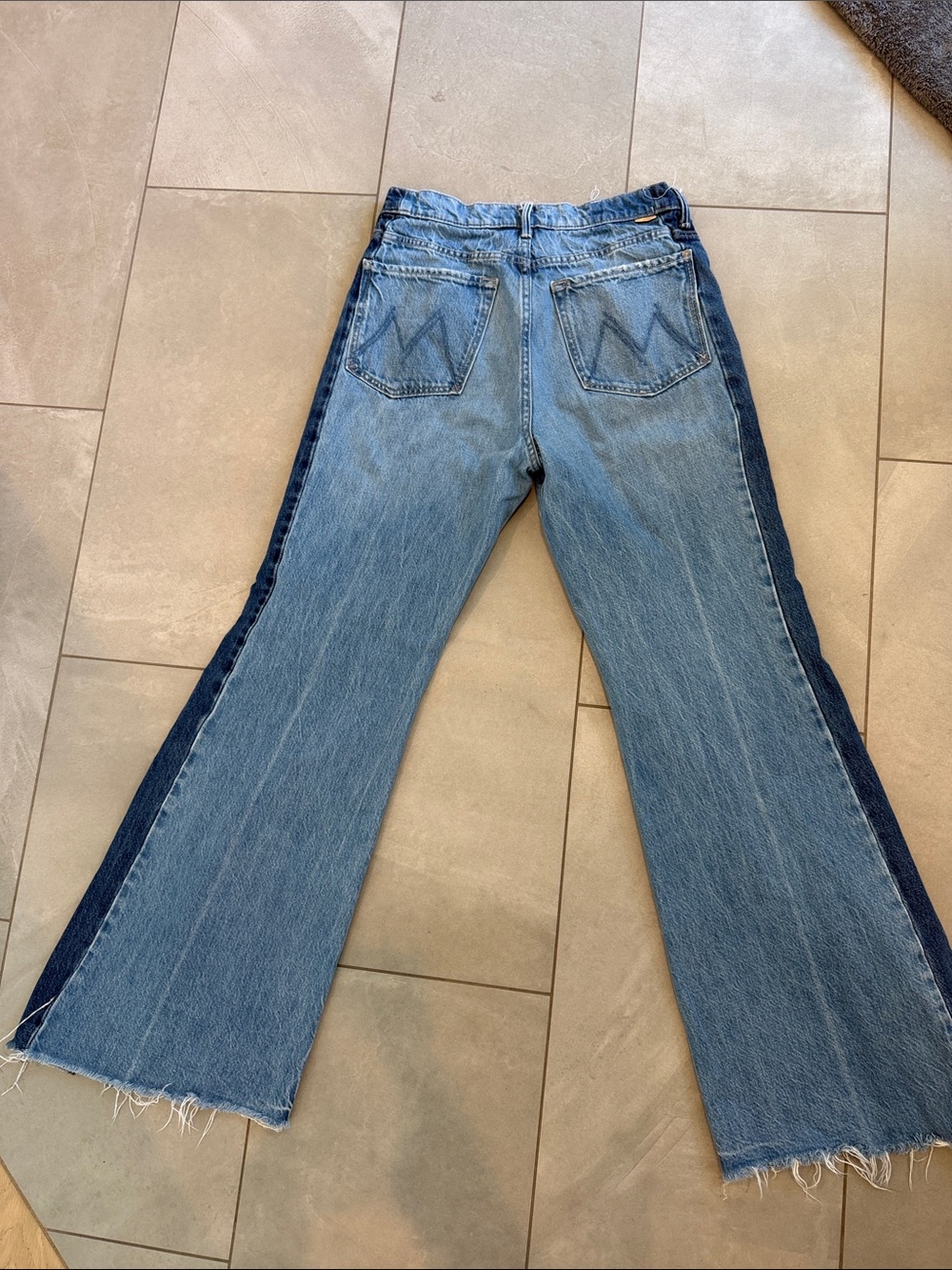 MOTHER Two-Tone Blue Wide-Leg Jeans with Dark Side Panels - Picture 5 of 12